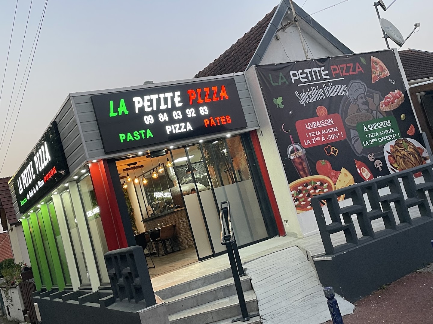 LA PETITE PIZZA · Photos 1